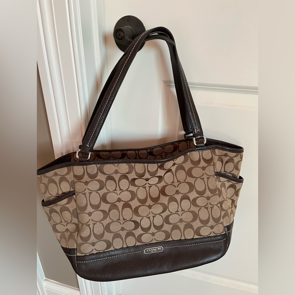 Coach | Brown Monogram Purse